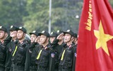 Mãn nhãn với màn võ thuật, bắn súng, đánh bắt khủng bố của Cảnh sát Cơ động Hà Nội